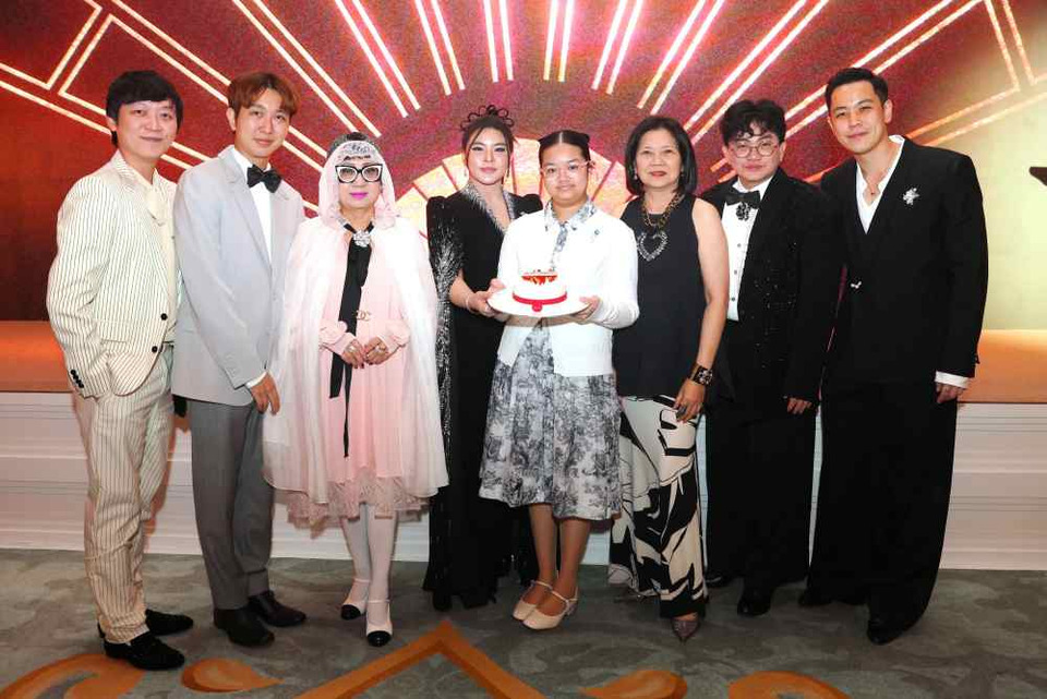 แฮปปี้เบิร์ธเดย์ลูกสาวสุดเลิฟ