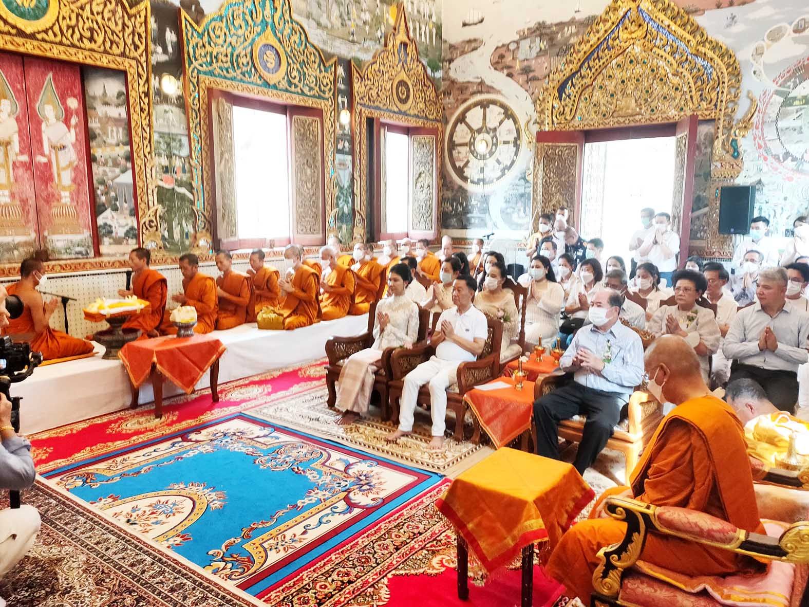 สมเด็จพระสังฆราชประทานผ้าพระกฐินวัดเขาไกรลาศอ.หัวหิน  