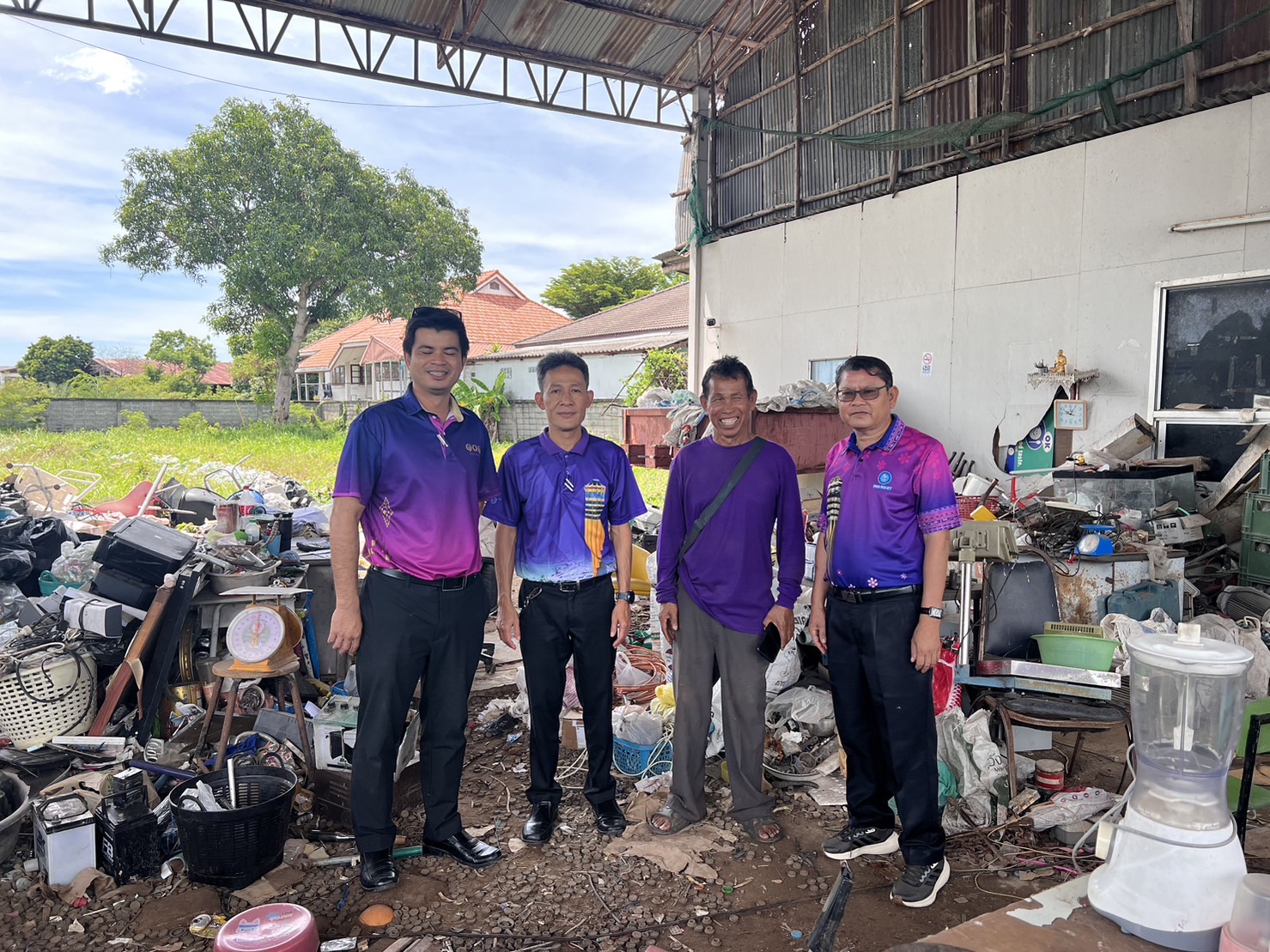 กปภ.สาขาร้อยเอ็ด ลงพื้นที่ขอความร่วมมือ ร้านรับซื้อของเก่า ไม่รับไม่ซื้อมาตรวัดน้ำและให้แจ้งเบาะแสทันทีเพื่อดำเนินคดี          