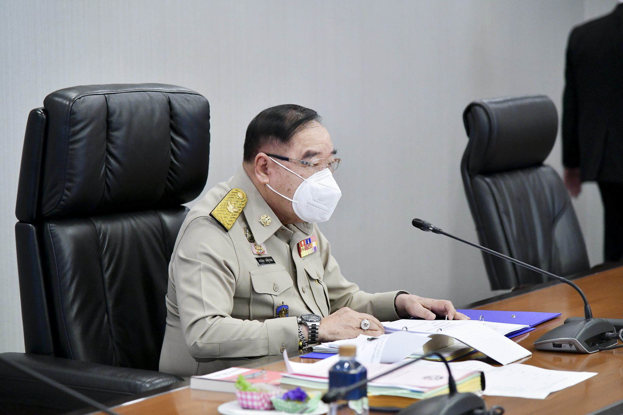"ประวิตร" สั่งปราบการพนันออนไลน์ช่วงบอลยูโร2020 ขั้นเด็ดขาด