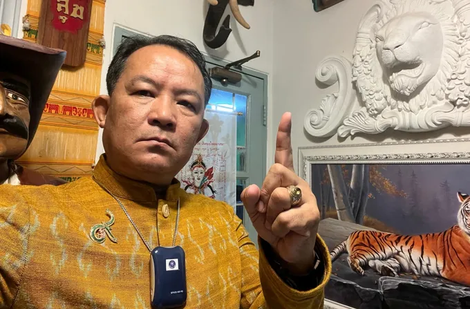 "พี่ศรี" โพสต์จะสมน้ำหน้าผู้ว่าฯโครตเก่งดีไหม กทม.จมบาดาล น้ำท่วมรถเกือบครึ่งคัน