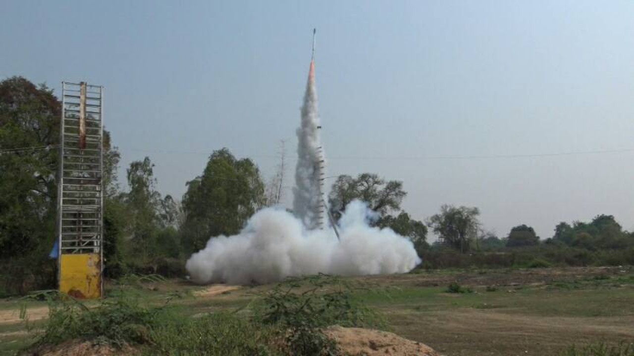 3 หน่วยงานติด GPSบั้งไฟทดสอบความสูงเพื่อความปลอดภัยในการเดินอากาศ