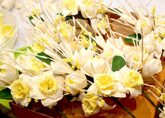 ฝั่งธนฯเหนือสร้าง 6 ซุ้มพิธีถวายดอกไม้จันทน์