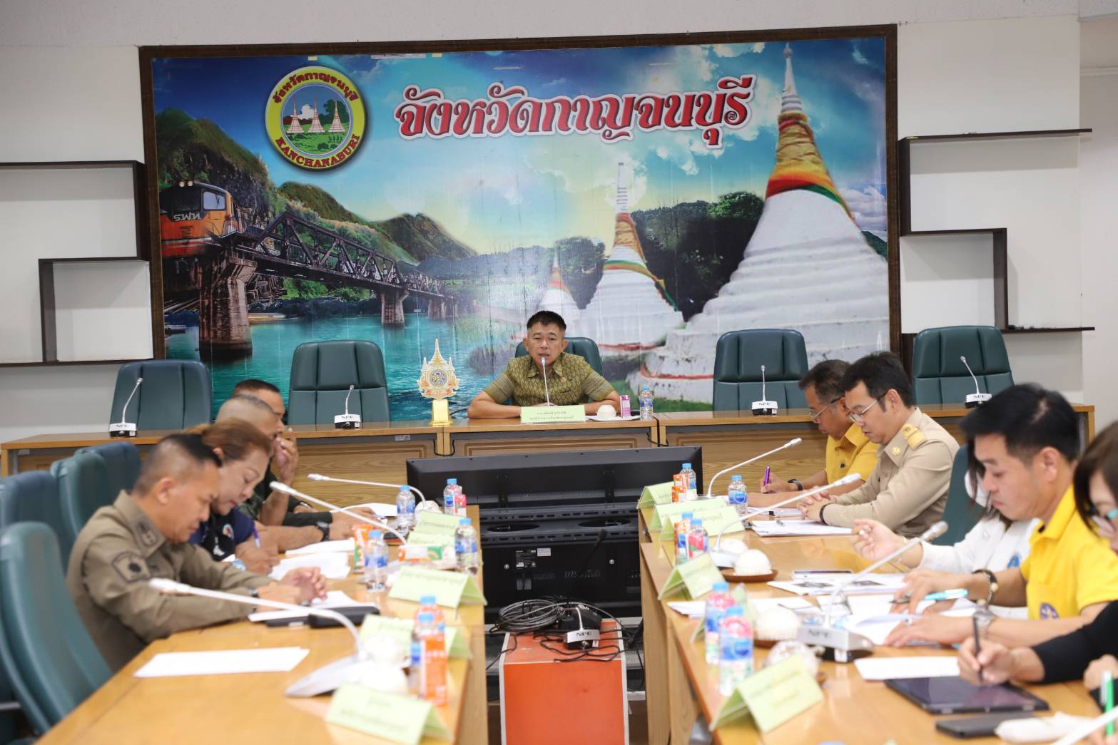รองผู้ว่าฯกาญจนบุรีเปิดประชุมการจัดงานสัปดาห์สะพานข้ามแม่น้ำแควและงานกาชาดจังหวัดกาญจนบุรี 2567 