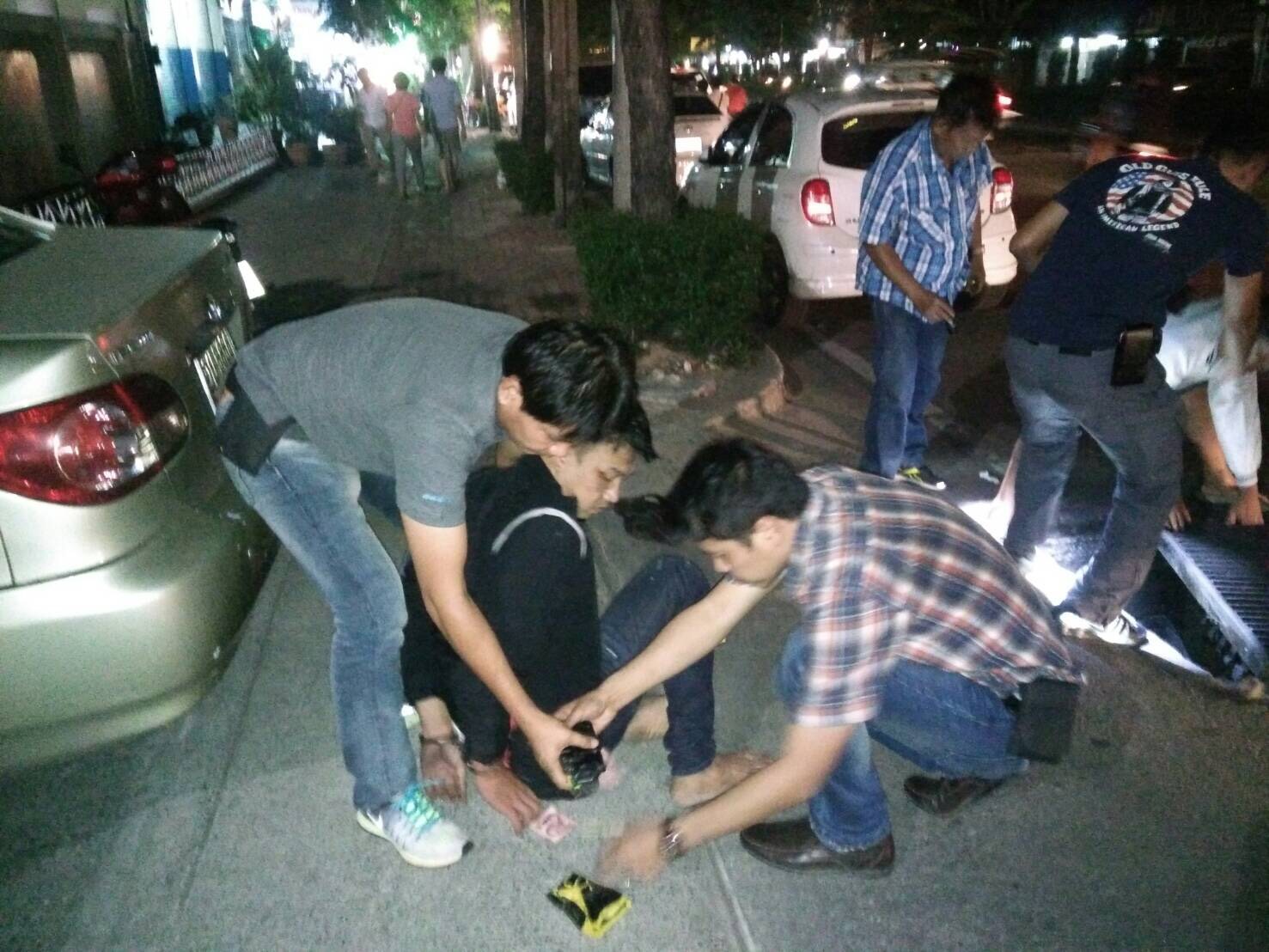 รวบหนุ่มขายยาบ้าหาเงินใช้หนี้พนันบอล