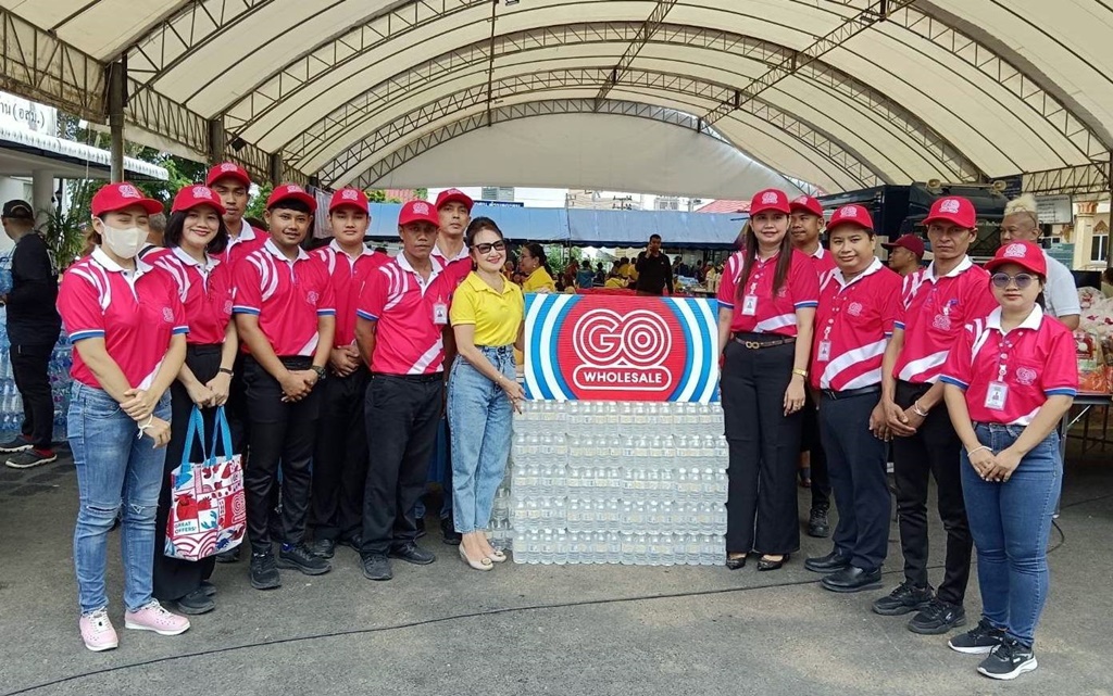 โก โฮลเซลล์ ร่วมสนับสนุนน้ำดื่มให้ผู้ประสบภัยอุทกภัยและดินโคลนถล่ม จ.ภูเก็ต