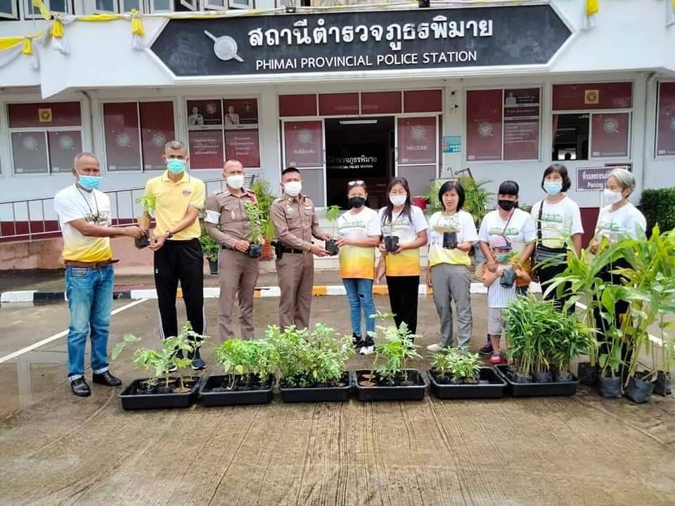 เครือข่ายงดเหล้า เจ๋ง จับมือโรงพักพิมาย ร่วมโครงการลด ละ เลิกเหล้าเข้าพรรษา100 % 