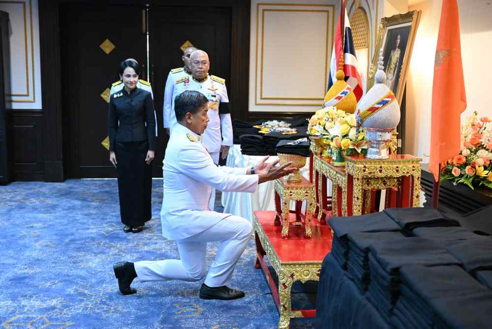 "สมเด็จเจ้าฟ้าสิริวัณณวรีฯ" โปรดพระราชทานผ้าถุง–ถุงผ้า แก่ กทม. ให้ ปชช.ยืมสวมถวายสักการะพระบรมศพ "พระพันปีหลวง"