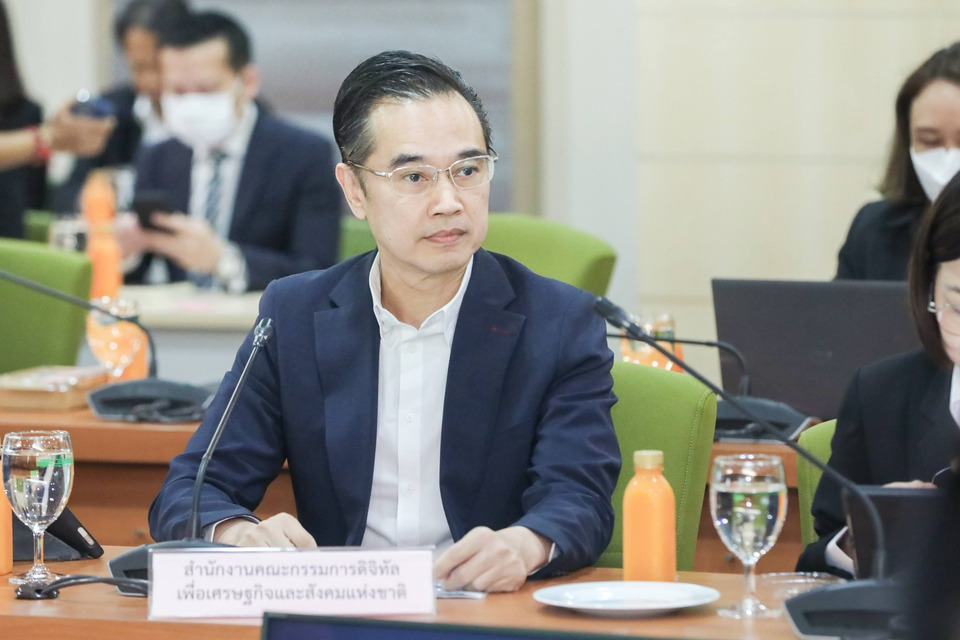 "ดีอี" แจงข่าวจริง “ ก.พลังงานยืนยัน "น้ำมัน-พลังงาน" ใช้ได้อีก "61 วัน” ยันไม่กระทบปริมาณน้ำมันสำรอง