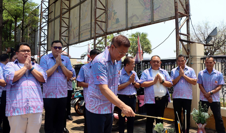 อบจ.อุดรธานีจัดใหญ่! รดน้ำขอพรสงกรานต์ 2569 สืบสานวัฒนธรรมไทย
