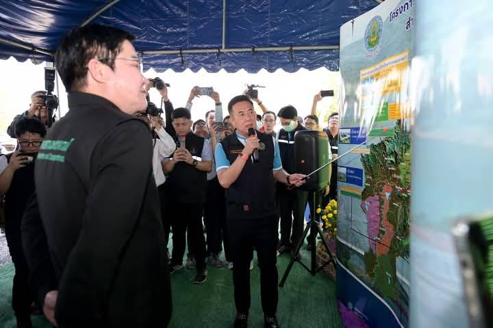 รมช.กระทรวงเกษตรฯ เยือนเมืองลับแลเร่งรัดงานก่อสร้างระบบส่งน้ำเขื่อนทดน้ำผาจุก
