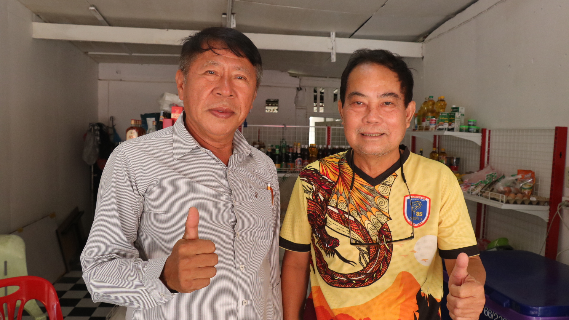 มวลชนเสื้อแดงโคราชสุดปลื้ม “ทักษิณ” นายกในดวงใจ มาไหว้ย่าโม