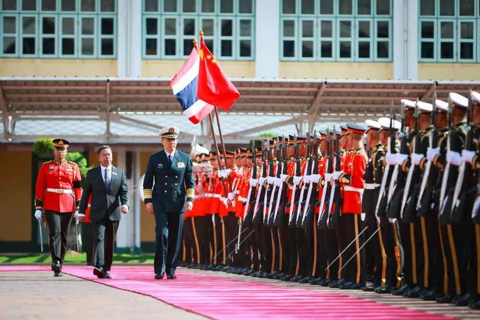 "บิ๊กดุลย์" ต้อนรับ รมว.กลาโหมจีน เยือนไทย เดินหน้าสานต่อหุ้นส่วนยุทธศาสตร์รอบด้าน เสริมความร่วมมือความมั่นคง
