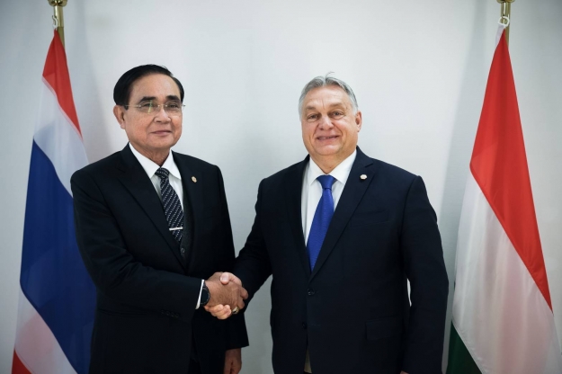 "พล.อ.ประยุทธ์" ร่วมหารือ "นายกฯฮังการี" พร้อมสานต่อความร่วมมือรอบด้าน 