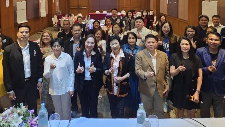 "ดร.แก้ว"นำทีมสื่อมวลชนศรีสะเกษ ร่วมอบรมกับ กสทช. เป้าหมายพัฒนาจริยธรรมให้เป็นสื่อดีมีคุณภาพ     