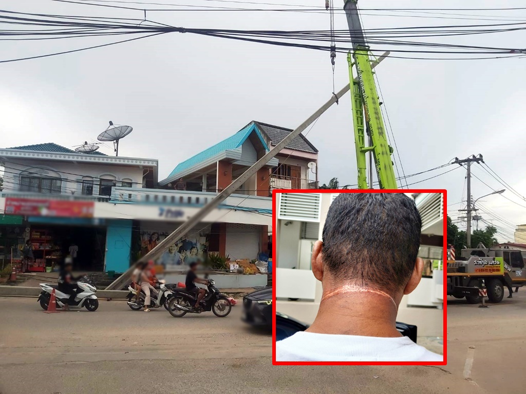 ผู้รับเหมา "ชุ่ย" ตั้งเสาไฟพลาดล้มทับสายสื่อสารร่วง เกี่ยวคอคนขี่รถ จยย.ผ่านเจ็บ     