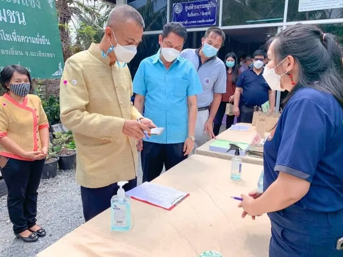 อ.คลองเขื่อน ต้อนรับคณะกรรมการตรวจสอบควบคุมคุณภาพฯ  สินค้ามะพร้าวน้ำหอมบางคล้า