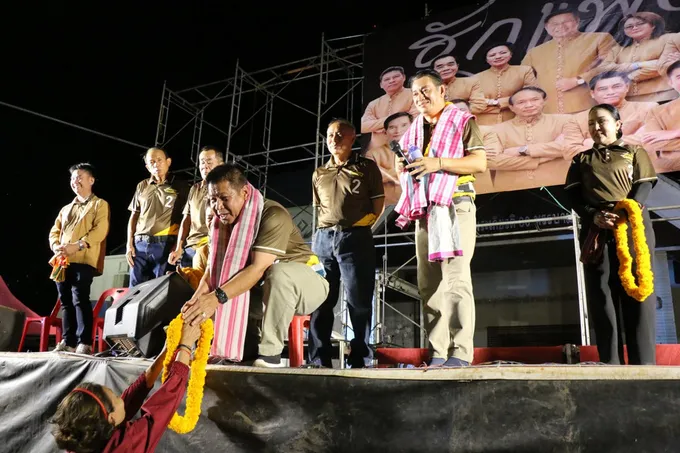 โค้งสุดท้ายเลือกตั้งนายก อบจ.กาฬสินธุ์ “กำนันหิต” เปิดเวทีใหญ่ ชูนโยบายเปลี่ยนจังหวัด