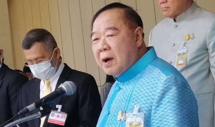 "ประวิตร" รับผลักดันคนลักลอบเข้าไทยแบบผิดฎหมายออกจากประเทศ เผย "มาเลเซีย" ยังไม่ประสานผลักดันคนกลับ
