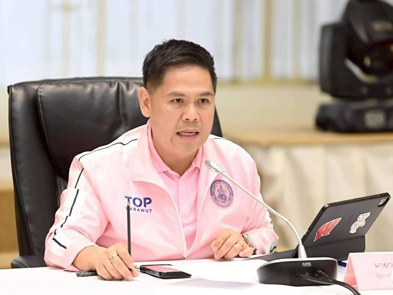 หวั่นกระทบสุขภาพจิตปชช.! “วราวุธ” สั่ง หน่วยงาน“พม.”จังหวัดชายแดน ไทย-กัมพูชา คุมเข้มแนวทางปฏิบัติงาน
