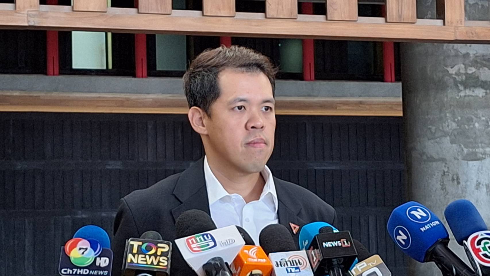 “ปกรณ์วุฒิ” ยันไม่กลัวโดดเดี่ยวเป็นฝ่ายค้านพรรคเดียว หากปชป.เป็นรัฐบาล เดินหน้าตรวจสอบเข้ม 