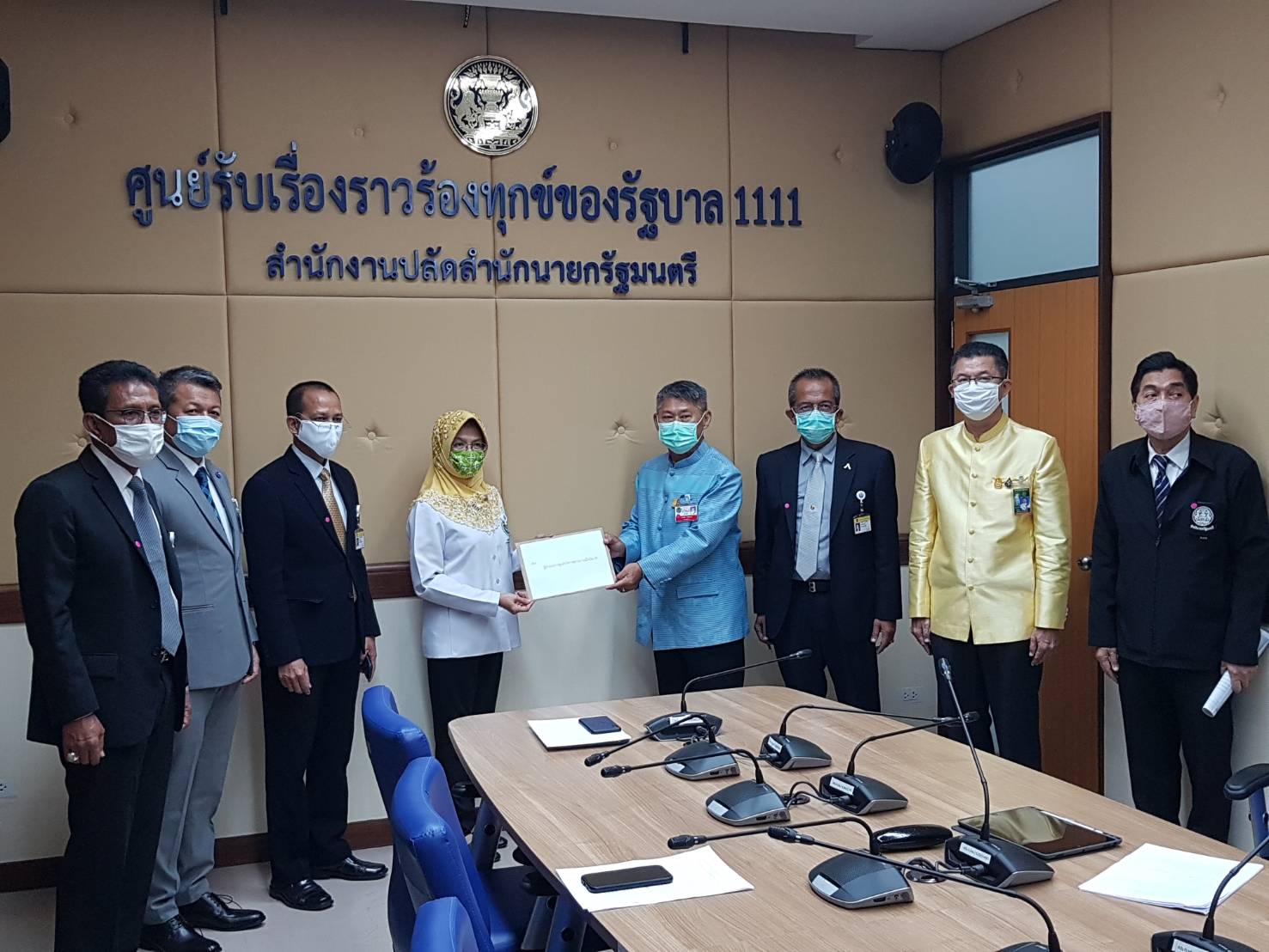“5 ส.ส.ใต้” ร้อง “บิ๊กตู่” ช่วยคนไทยตกค้างตปท. หลังพบมีขบวนการหักหัวคิวทำเอกสารปลอม