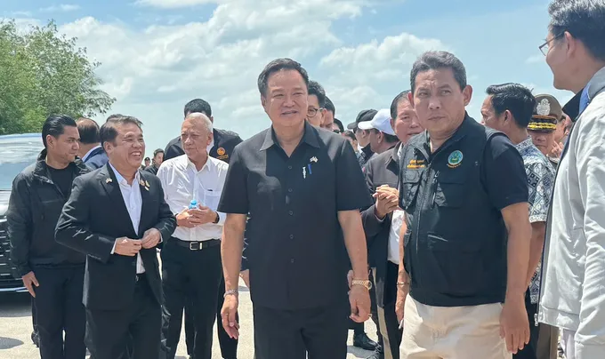 นายกฯ มั่นใจซ่อมคันคลอง ร.1 หาดใหญ่ก่อนน้ำมา “ณรงค์พร” พ้องบถูกตัด เหลือ 42 ล้าน จาก 200 ล้าน