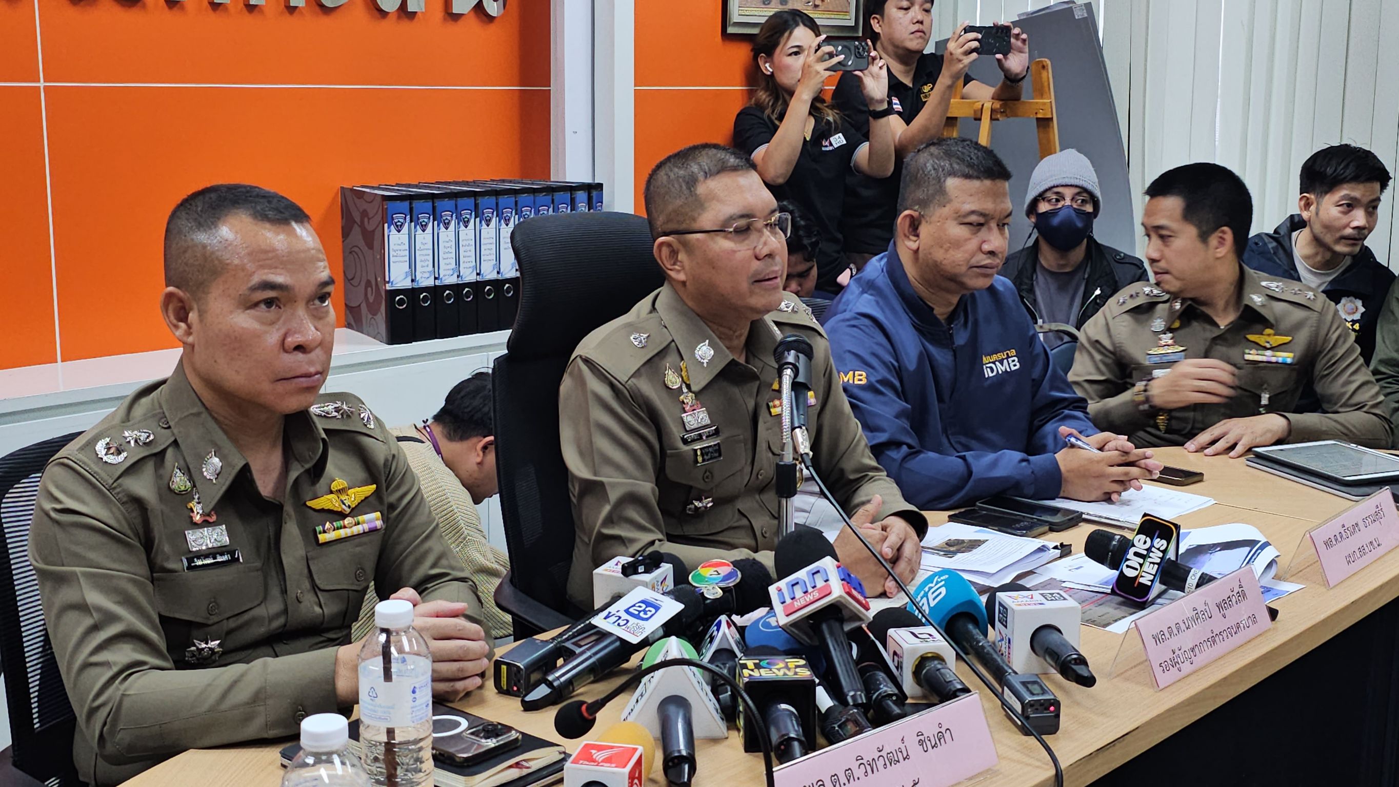 "รองนพ" เรียกประชุมชุดทำงาน ตามจับ 3 คนร้าย ตัดนิ้ว-ฆ่าโบกปูนยัดถังชาวเกาหลี เรียกเงิน 3 ล้าน