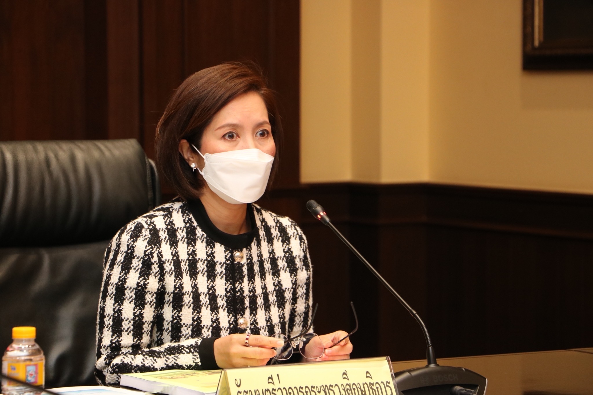 “ตรีนุช”ห่วงเหตุคลั่งกราดยิงกำชับโรงเรียนเฝ้าระวังความปลอดภัย