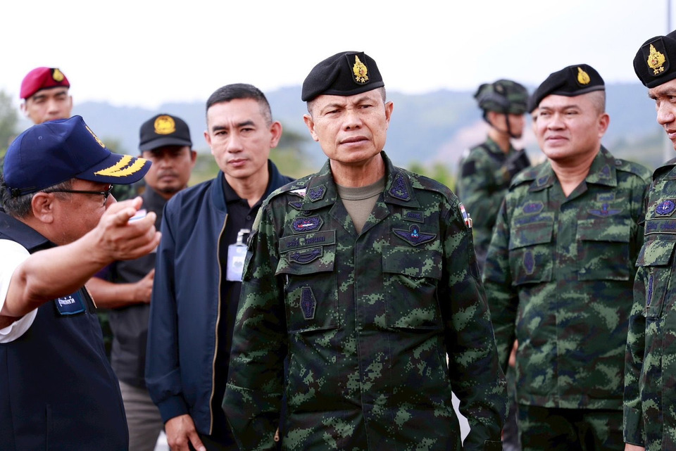 แม่ทัพภาคที่ 4 เน้นย้ำเจ้าหน้าที่เร่งหาตัวผู้กระทำผิดเข้าสู่กระบวนการตามกฎหมายโดยเร็ว
