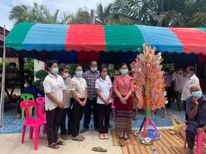 ประธานสภาอบจ.ยโสธร เดินสายร่วมบุญกฐินสามัคคีกับปชช.