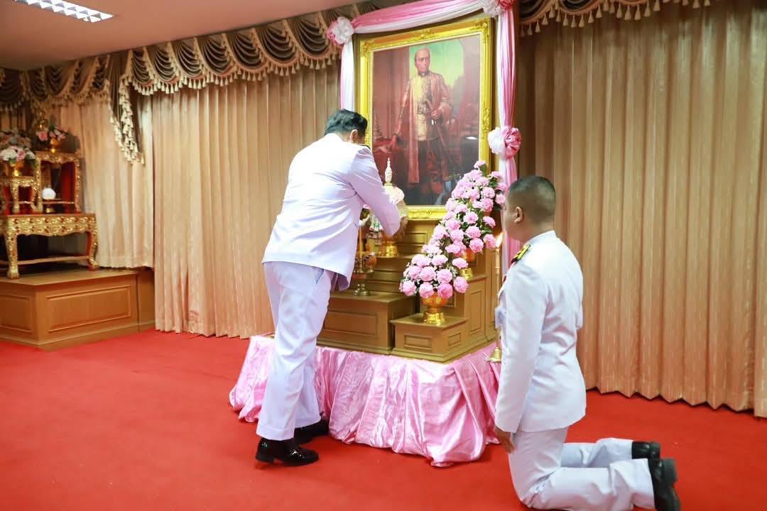 อ่างทองจัดพิธีระลึกพระบาทสมเด็จพระพุทธเลิศหล้านภาลัยประจำปี 2568 พร้อมพิธีมอบปฏิทินหลวงพุทธศักราช 2568 