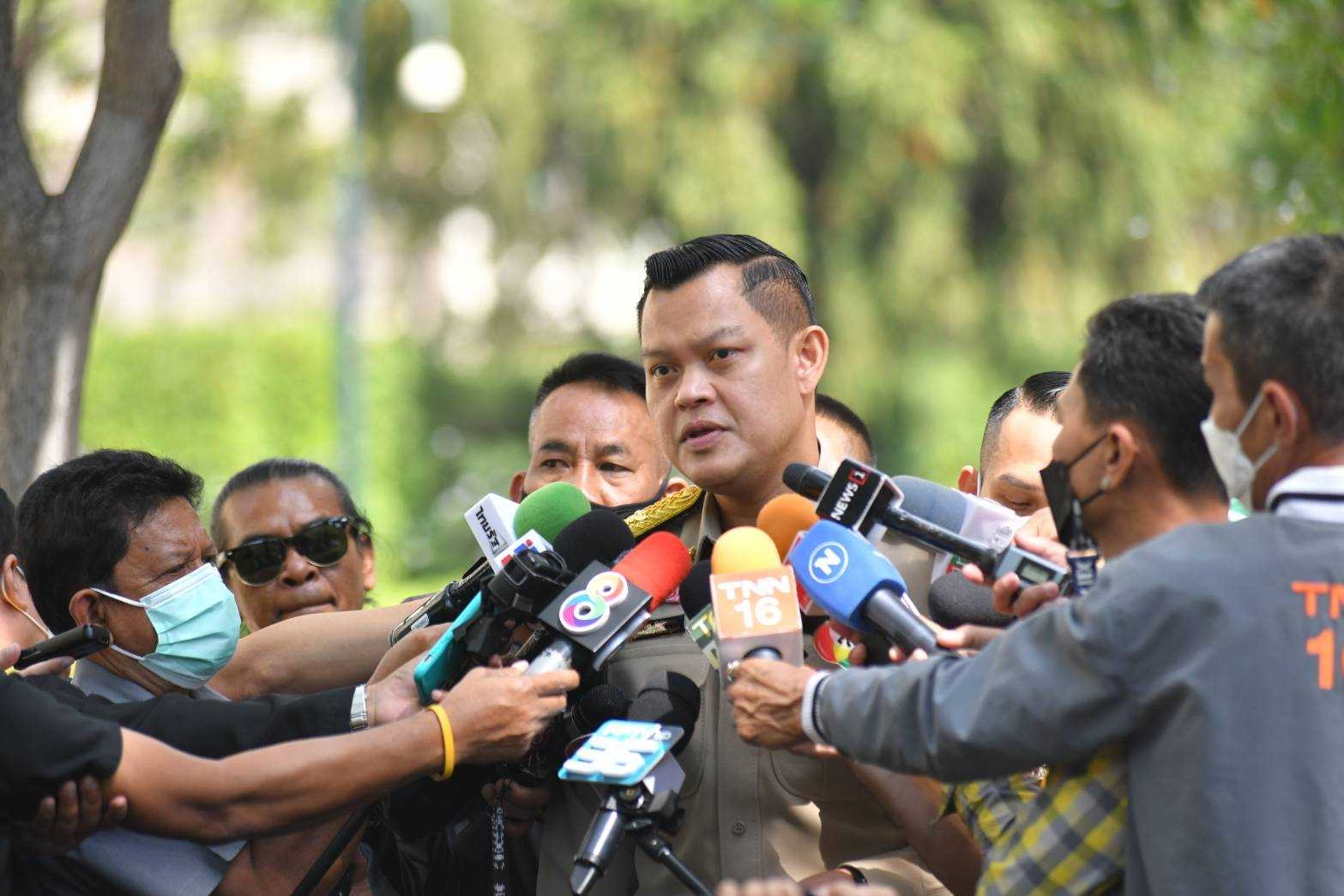 "ธนกร" โต้อย่าบิดเบือน ! ปัด "รัฐบาลรักษาการ" วางยาปมเบี้ยผู้สูงอายุ  ลั่นไม่มีรัฐบาลไหนอยากให้ประชาชนเดือดร้อน 