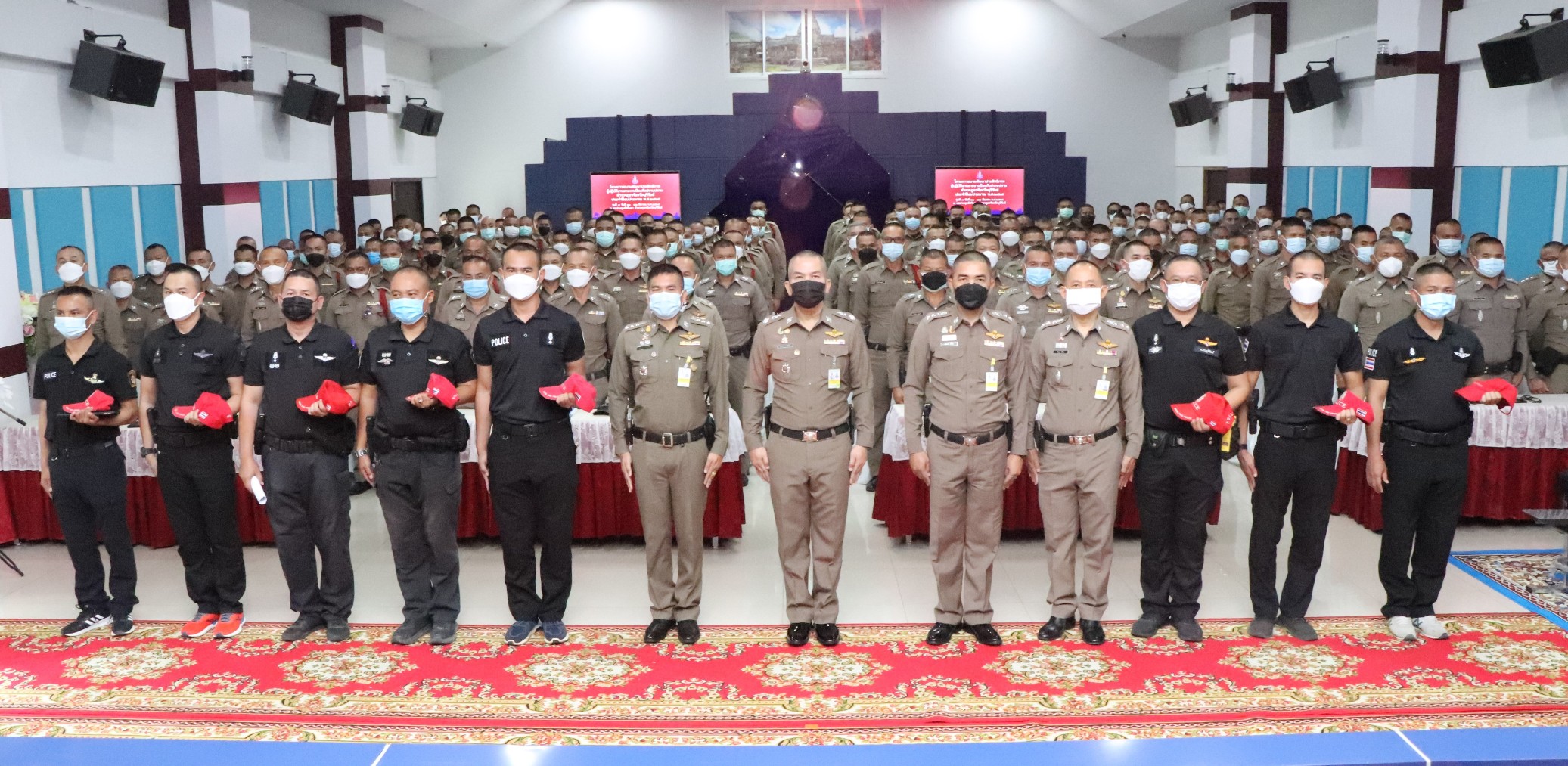 ตำรวจบุรีรัมย์ติวเข้มพัฒนาประสิทธิภาพสายงานป้องกันปราบปราม