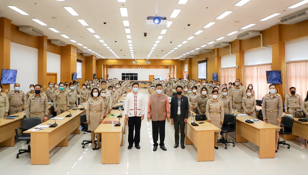 ผู้ว่าฯ กาฬสินธุ์ ย้ำผู้บริหาร อปท.มุ่งทำงานบำบัดทุกข์บำรุงสุข
