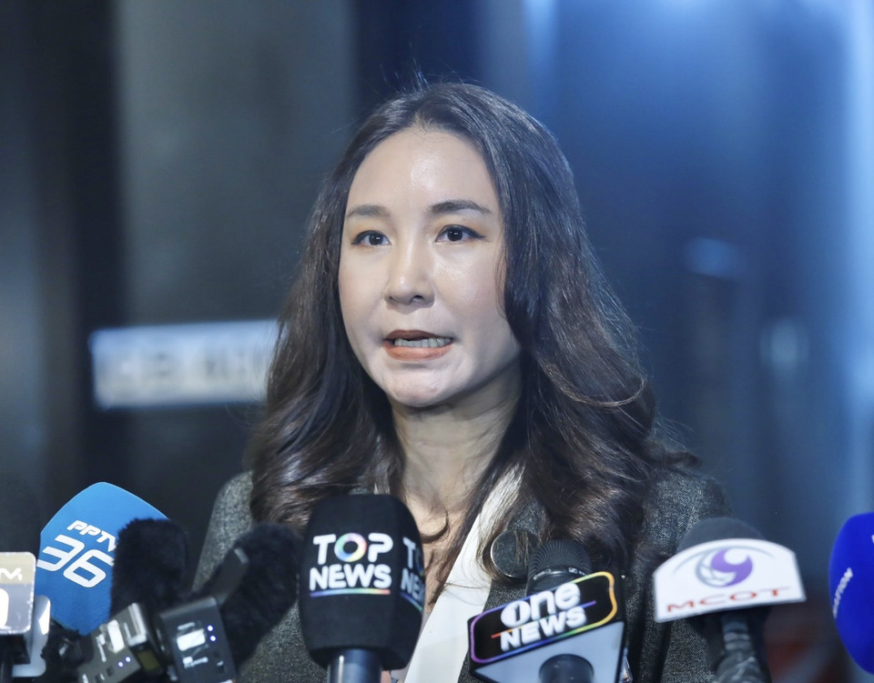 "ศิริกัญญา" เคลียร์ดราม่า "ภาวุธ" ไม่ได้ถอยคดี Forex-ส่งต่อ "ไอซ์ รักชนก" ลุย 