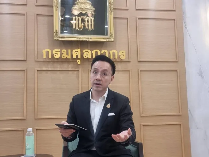 รายงานพิเศษ : “พันธ์ทอง ลอยกุลนันท์” อธิบดีกรมศุลกากร ยุค “New Look” พลิกโฉมด่านภาษี สู่กลไกขับเคลื่อนศก.-ปกป้องสังคม