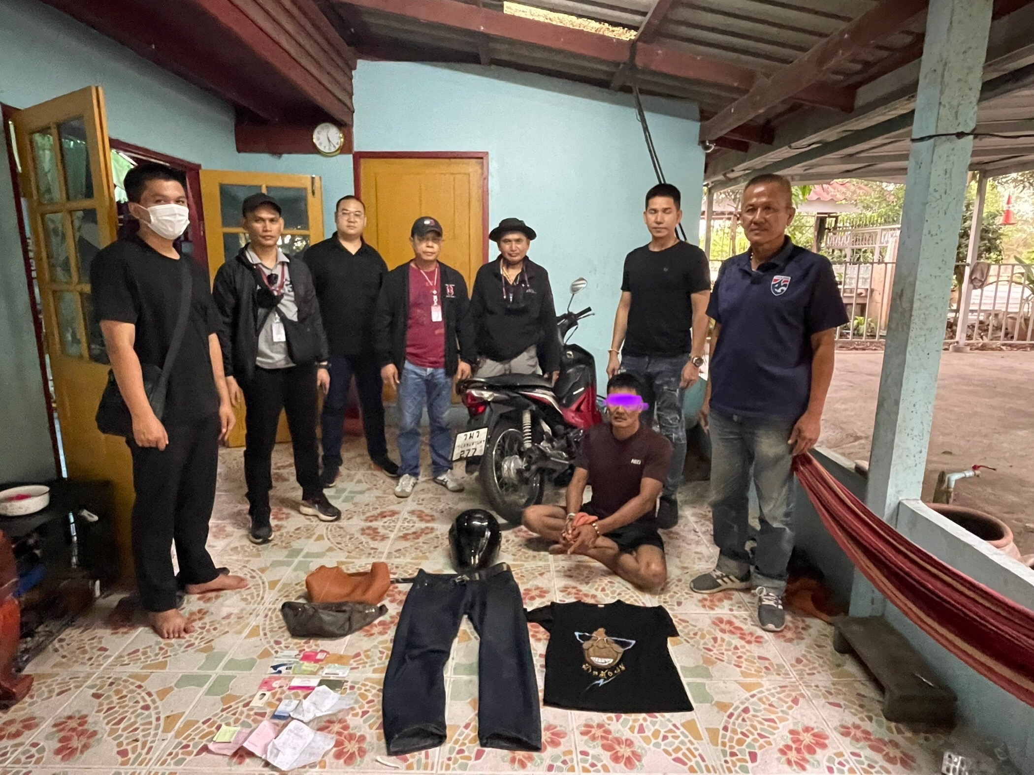 รวบบังรอน มือลักทรัพย์ประวัติยาวเหยียด ทุบกระจกงานพิธีวันอีดชาวมุสลิม ใช้สูตรจักจั่นลอกคราบหลบหนี
