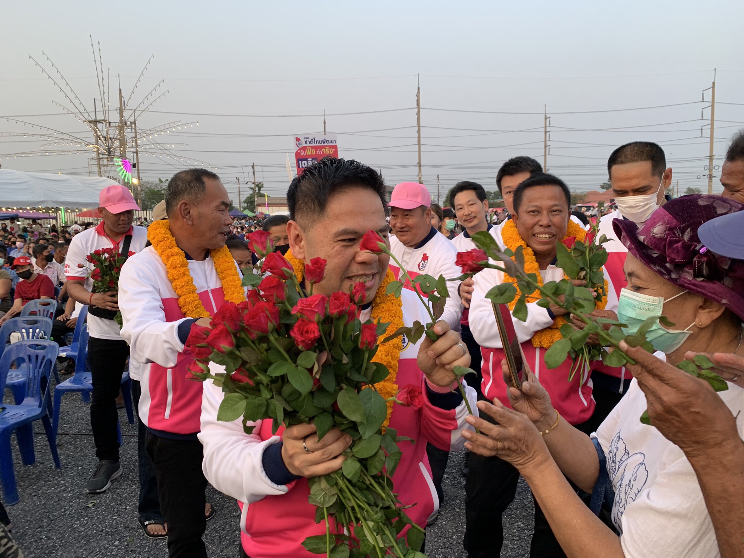 ชทพ.ประเดิมปราศรัยแปดริ้ว“วราวุธ”ชูนโยบายเกษตร-น้ำบาดาลทำได้จริง