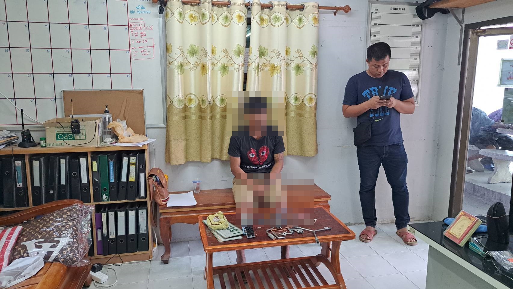 สืบโพธารามร่วมกับสืบดำเนินสะดวกจับ2ผัวเมียตระเวณลักสายไฟ