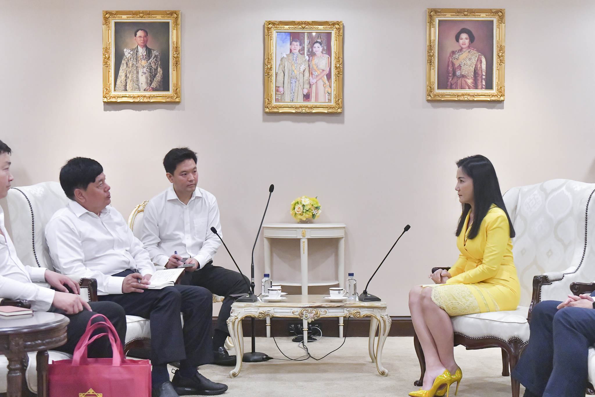 "นฤมล" เผยบริษัทในสังกัดสำนักงบฯของจีน สนใจลงทุนผลิตภัณฑ์มันสำปะหลังแบบครบวงจร และสร้างโรงงานน้ำตาลในไทย