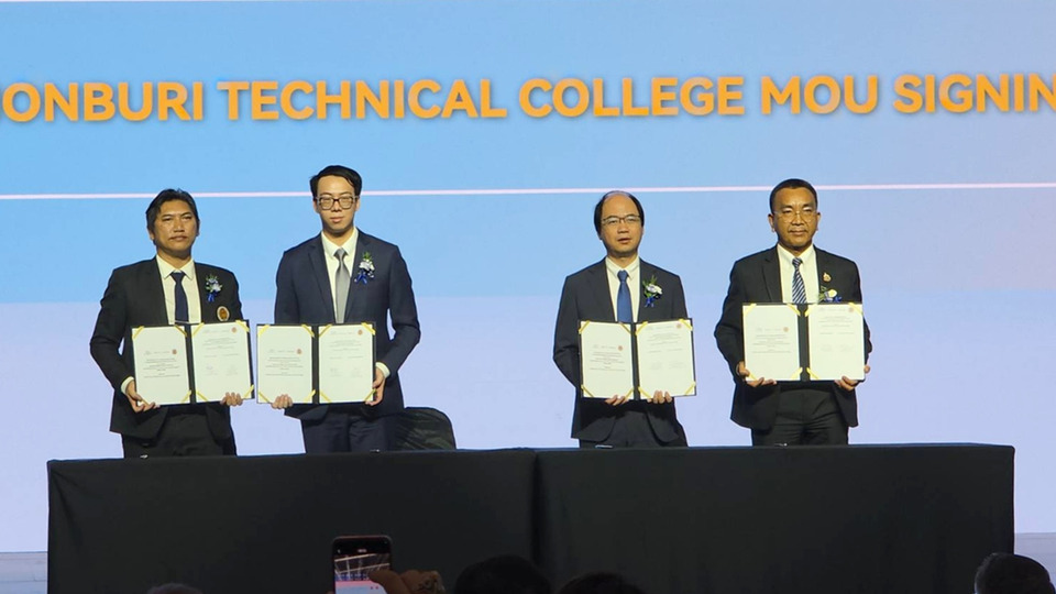 เทคนิคระยอง MOU เชอรี่ไทย ปั้นแรงงานอาชีวะ รองรับอุตสาหกรรมยานยนต์ไฟฟ้าอนาคต