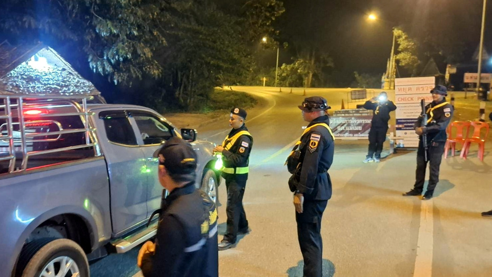 นอภ.ท่าสองยาง สนธิกำลังตั้งด่านสกัด–ลาดตระเวน 5 หมู่บ้านชายแดน ป้องกันสิ่งผิด กม.
