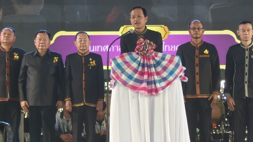ผู้ว่าฯศรีสะเกษเปิดงานเทศกาลปีใหม่สี่เผ่าไทยศรีสะเกษ 2569