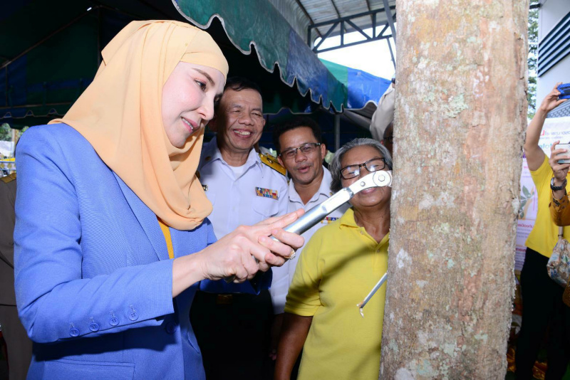 "มนัญญา" ชื่นชม สหกรณ์การเกษตร กรป.กลางมะปรางมันปัตตานี ต้นแบบบริหารจัดการดีเด่น