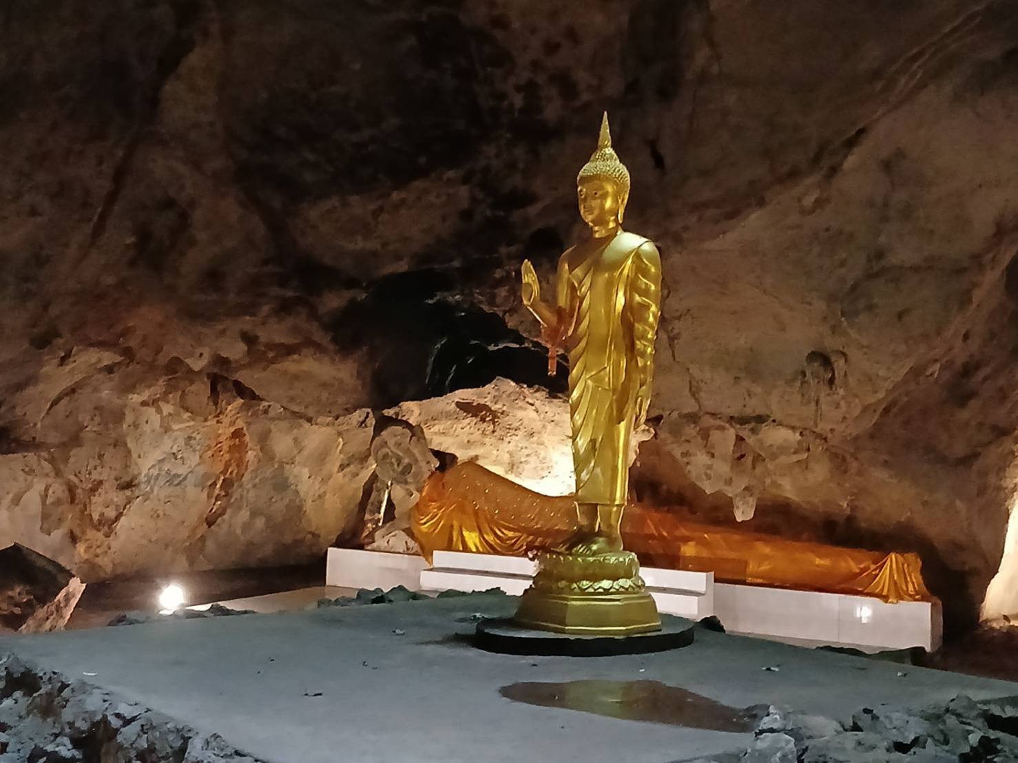 ม.ราชภัฎจอมบึงเตรียมจัดงานประเพณีปีนเขาเข้าถ้ำจอมพล 