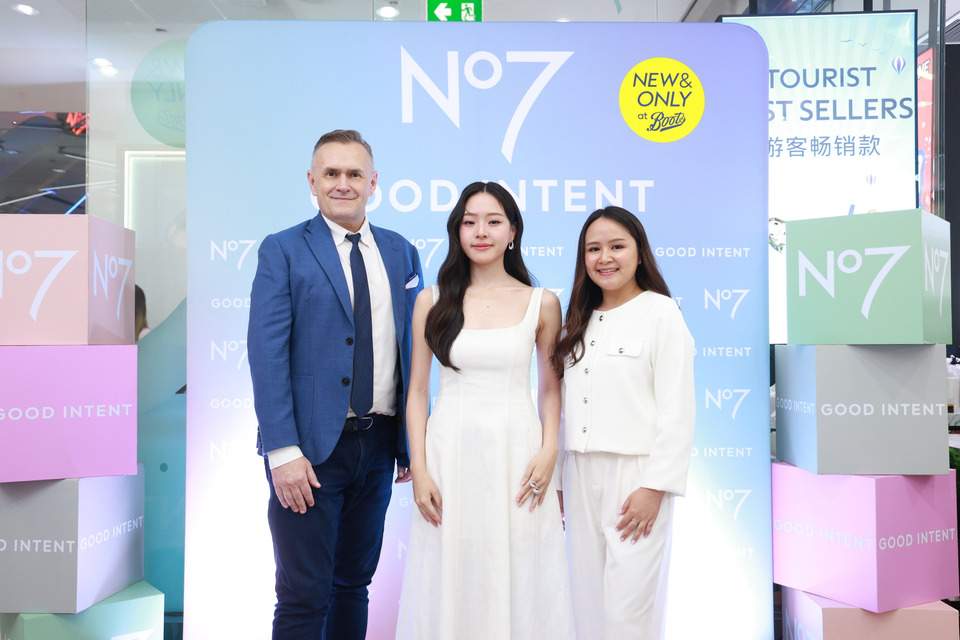 Boots เปิดตัว No7 GOOD INTENT รับเทรนด์ Glass Skin  คว้า “พิชชา พิชชาธร” นั่งแท่นพรีเซนเตอร์ 