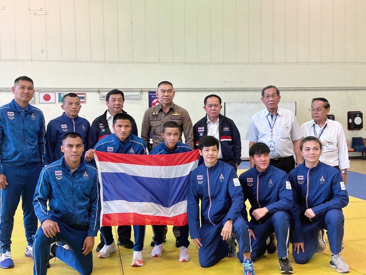 "บิ๊กหลวง"เยี่ยมบำรุงขวัญกำลังใจคณะนักกีฬามวยสากลทีมชาติ