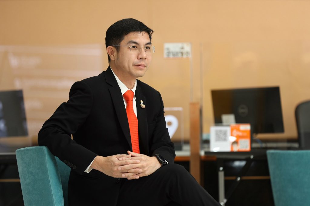 ไม่มีข้อแม้ สมาคมสถาบันการเงินของรัฐยันประชาชนแลกเปลี่ยน-นำฝาก ธนบัตรที่ระลึกได้ที่ธนาคารรัฐ        