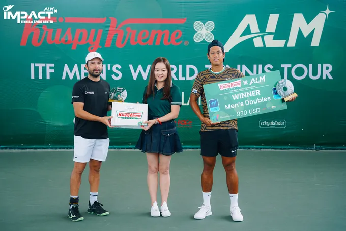 "ดร.อุษณีย์" มอบรางวัล "ฟรานซิส-ภวิชญ์" แชมป์ชายคู่ ศึกเทนนิสอาชีพนานาชาติ